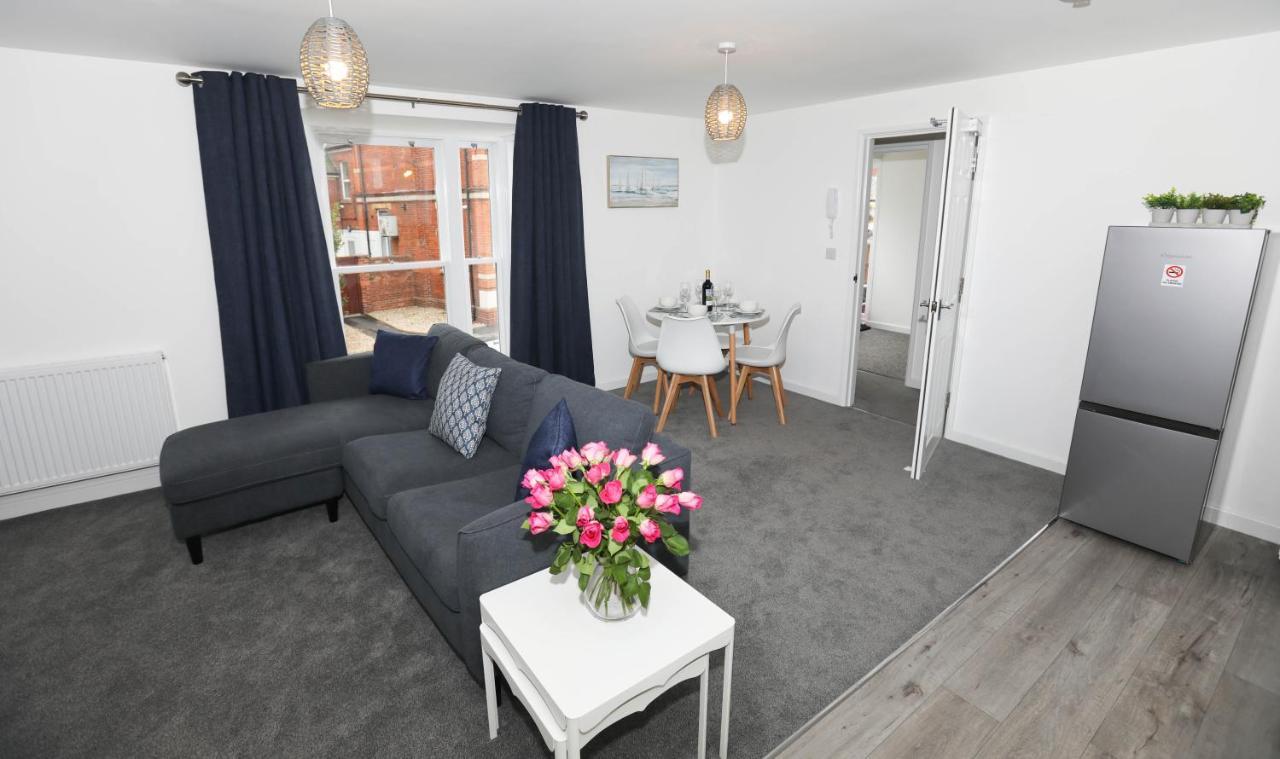 Exmouth - Apartment 2, Strand House - Modern 2 Bedroom Apartment, Perfect Location For Access To Beach & Town Centre - Sleeps 4 Guests - Hosted By Rentmyhouse Exterior foto