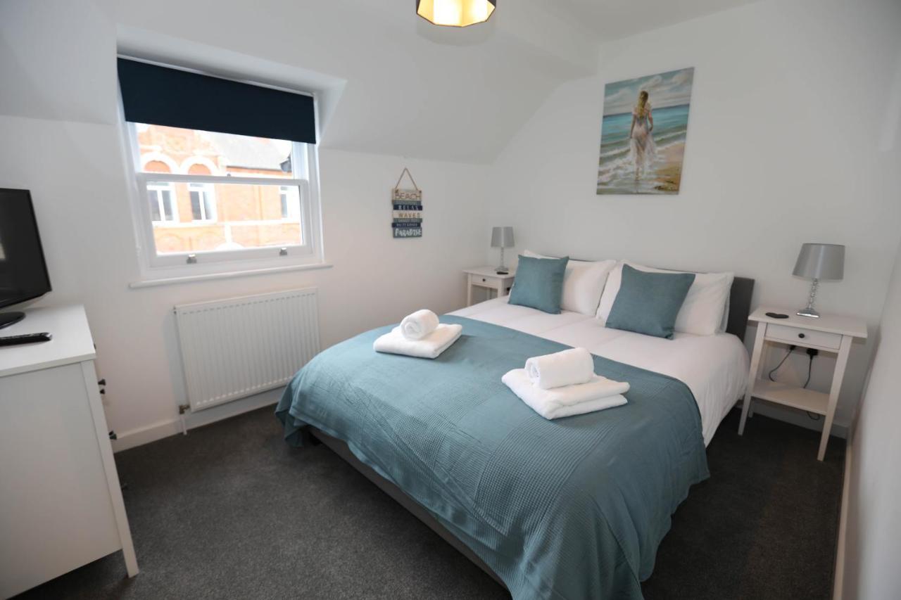 Exmouth - Apartment 2, Strand House - Modern 2 Bedroom Apartment, Perfect Location For Access To Beach & Town Centre - Sleeps 4 Guests - Hosted By Rentmyhouse Exterior foto